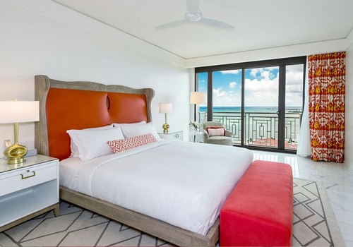 Two Bedroom Fountain View Residence with a King-Bedded Room and a Room with Two Queen Beds (East Tower)