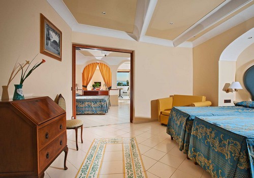 Two bedrooms suite