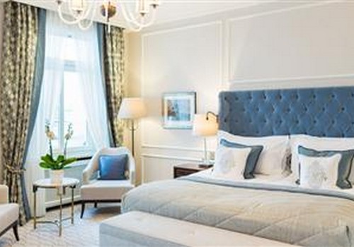 Deluxe Double Room Lakeview with Balcony