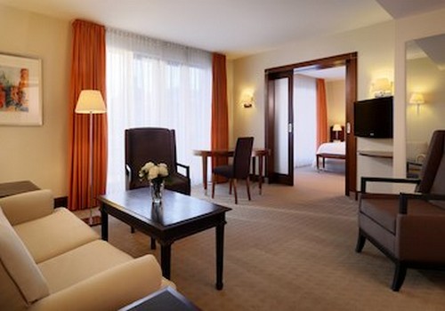Sterntor Suite