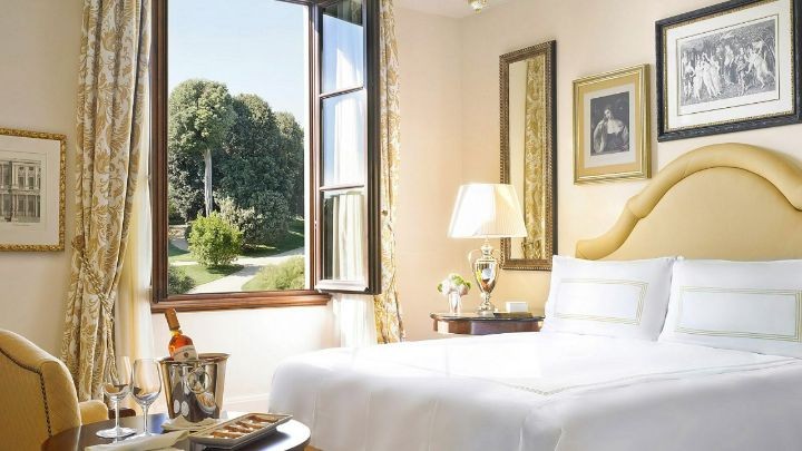 Premier Room