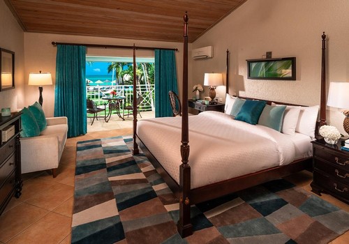 Caribbean Club Level Veranda Suite
