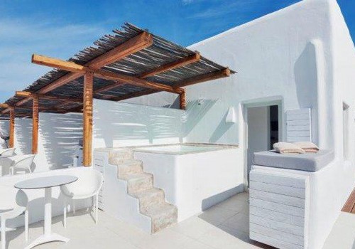 Deluxe Room with outdoor mini plunge pool