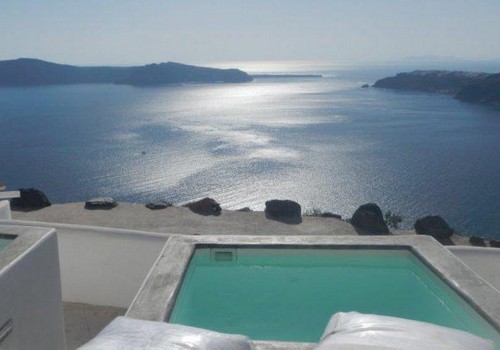 Executive Caldera View Room with outdoor mini plunge pool