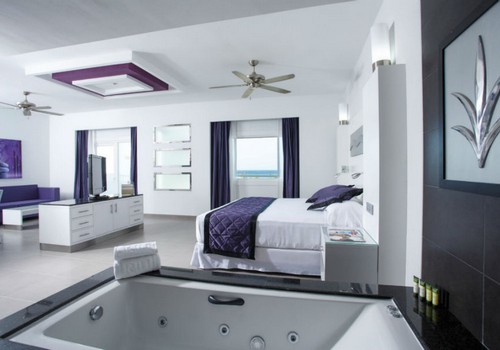 Suite Jacuzzi with sea view