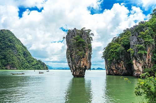 Guided James Bond Island & Monkey Cave Temple Tour with Canoeing