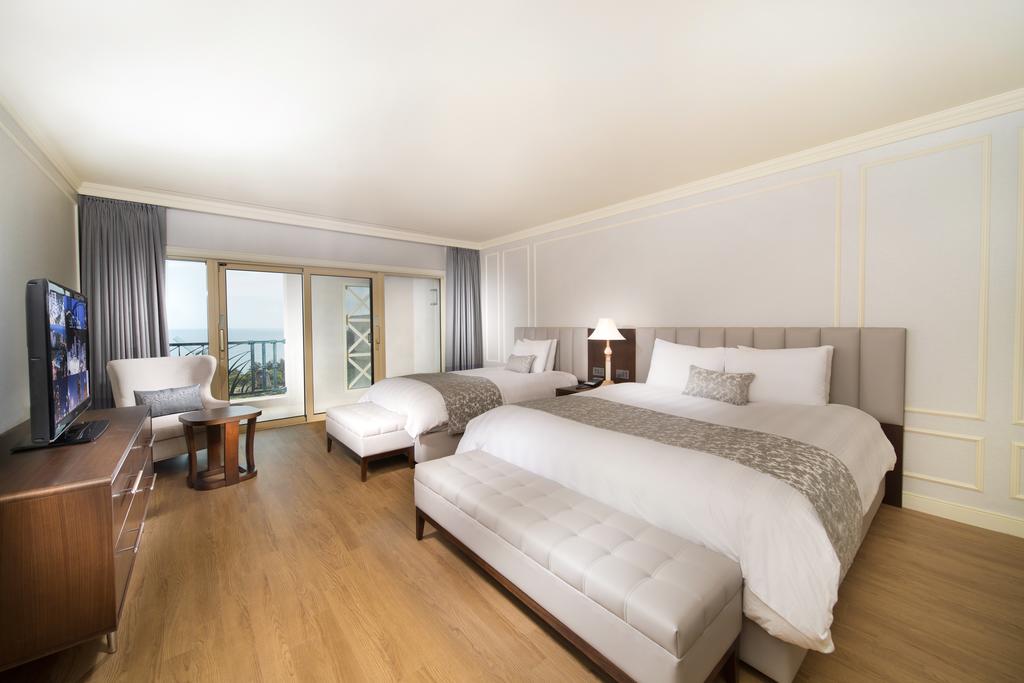 Premier Family Suite with Ocean View