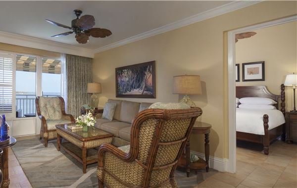 Deluxe Ocean View Suite