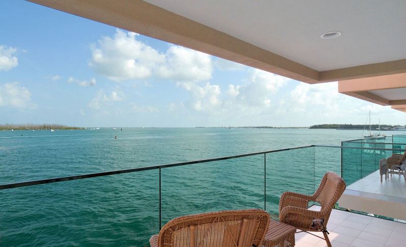 Dockside Suite