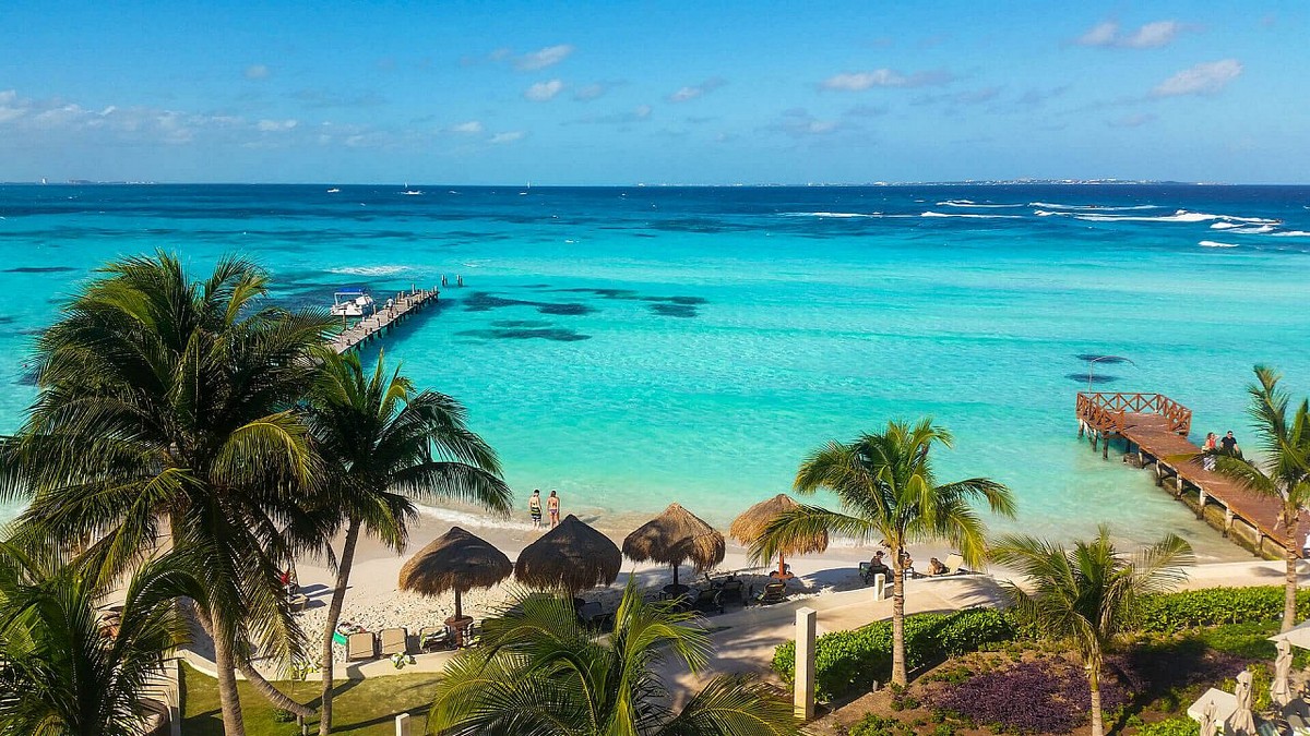 Hyatt Ziva Cancun - World's Ultimate Travels